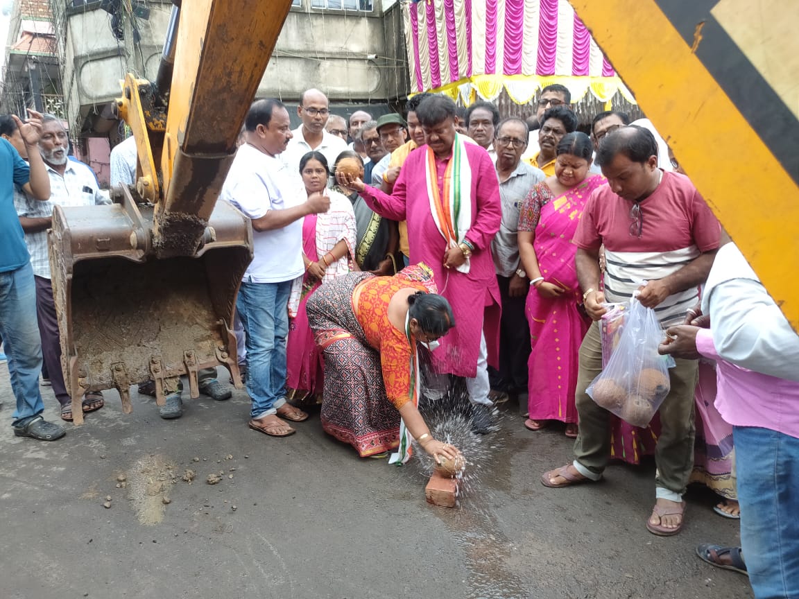 হরিপালে নব রূপে রাস্তা উদ্বোধনে বিধায়ক