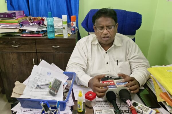 ডানা ঘূর্ণিঝড় আছড়ে পড়ার আগেই সচেষ্ট নবাবপুর পঞ্চায়েত