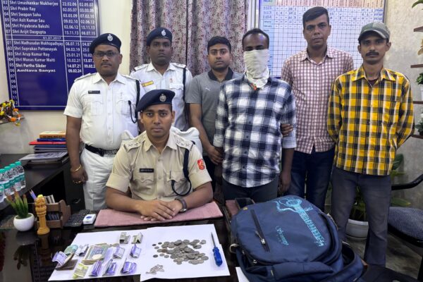 মাত্র ৭২ ঘন্টায় কোন্নগরের মন্দিরের চুরির কিনারা উত্তরপাড়া থানার