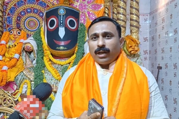 মুর্শিদাবাদের বাবরি মসজিদ ইস্যু নিয়ে বড় বার্তা মাহেশ জগন্নাথ মন্দিরের সেবাইত