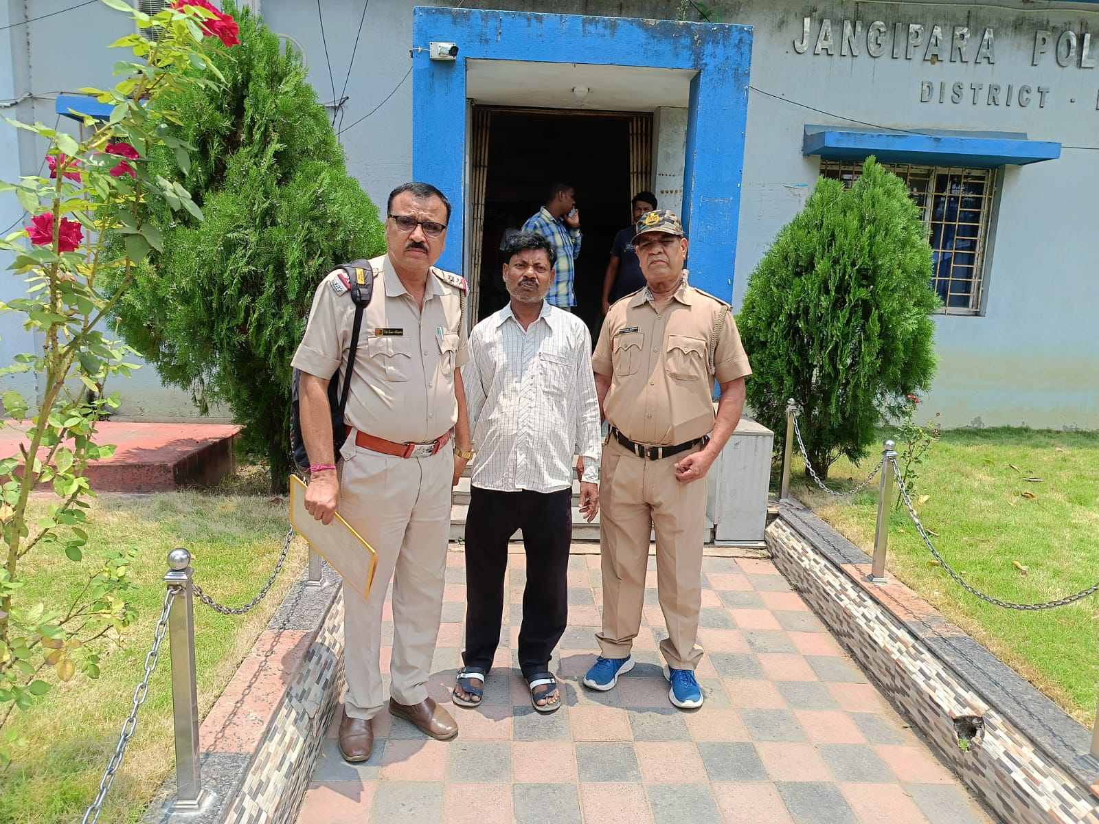 আবাস যোজনার ঘর পাইয়ে দেওয়ার নামে প্রতারণা, জাঙ্গিপাড়াতে গ্রেফতার এক